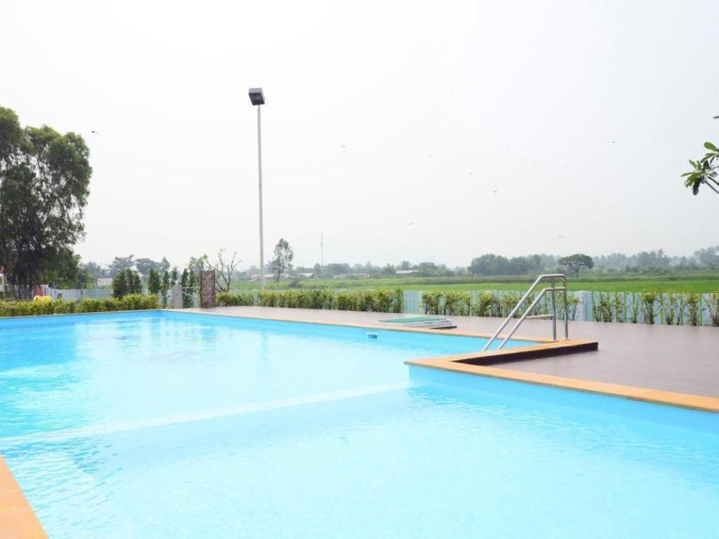 Juntima Boutique Hotel Phetchaburi Exterior photo