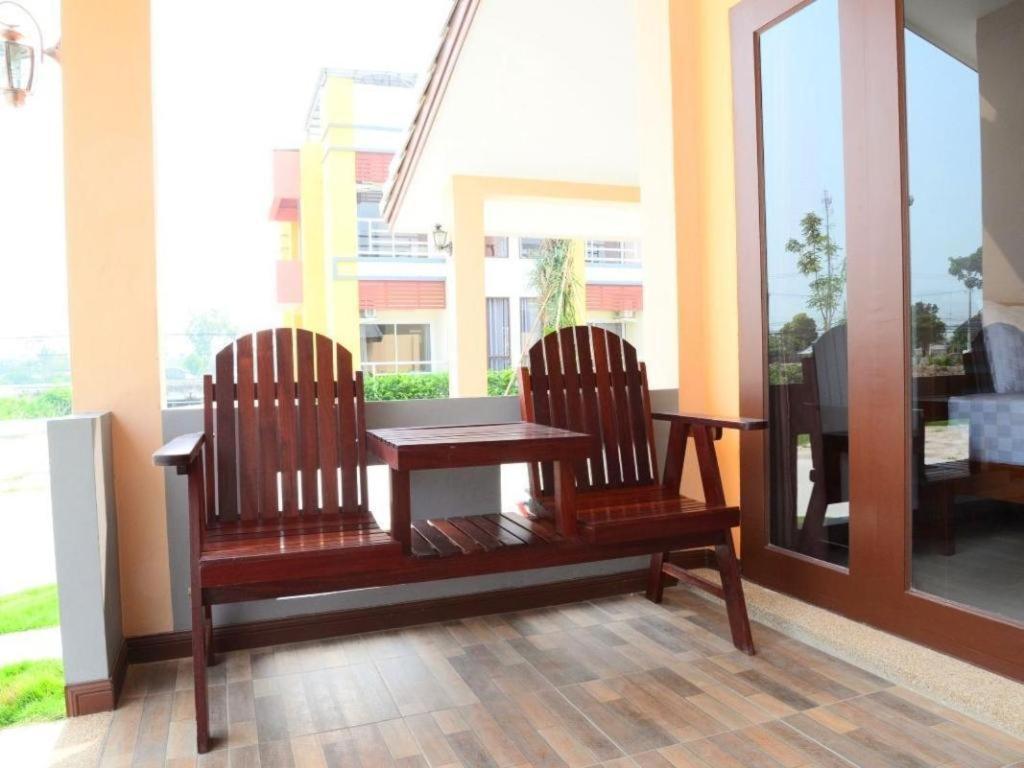 Juntima Boutique Hotel Phetchaburi Exterior photo