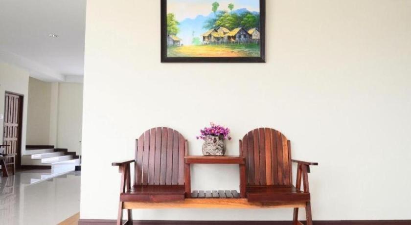 Juntima Boutique Hotel Phetchaburi Exterior photo